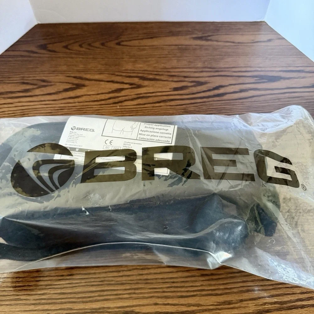 New BREG Brace, Slingshot 3 ST Orthopedic Right/Left Shoulder Small Ref 00042